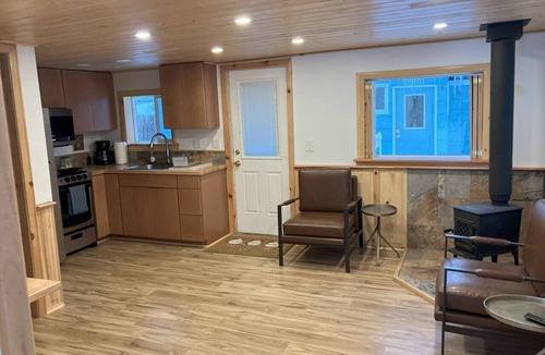 Seward House | Two Lakes Guesthouse
