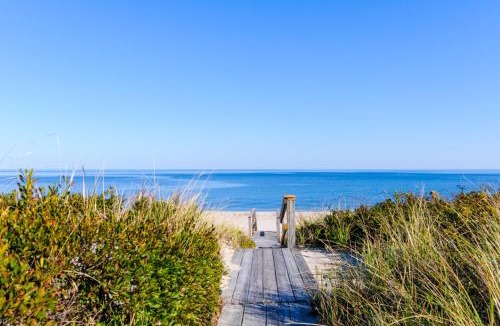 East Sandwich House | Two-Level Oceanfront Cottage—Decks Water Views