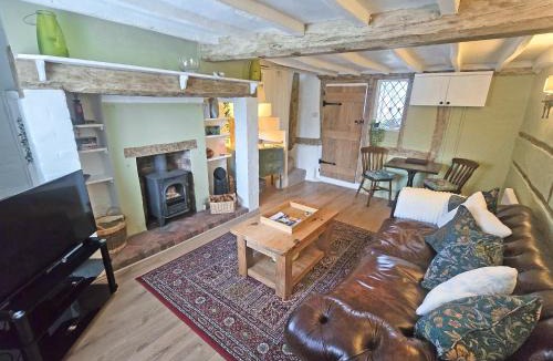 Aston Cantlow House | Two Little Ducks