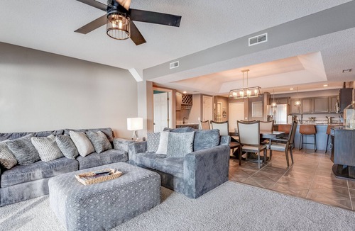 Lake Ozark Condo | Two Master Suites with Lake View