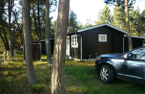 Bøtø By House | Two minutes to the beach: Classic summer house on a nature plot