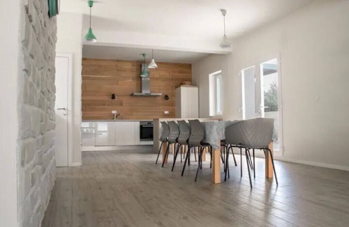 Pitve House | Two Modern Villas with Pool and Spa - Anouk and Belpur