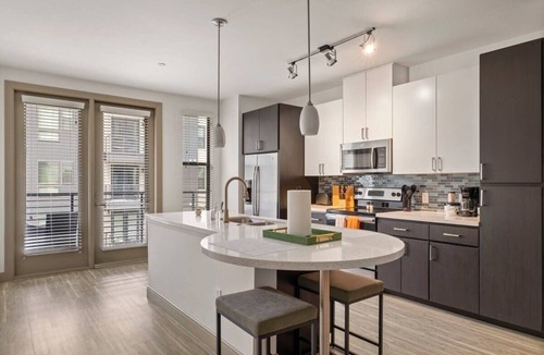 Tempe Apartment | TWO Modern Waterfront CozySuites sidebyside