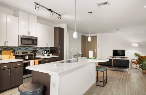 Tempe Apartment | TWO Modern Waterfront CozySuites sidebyside