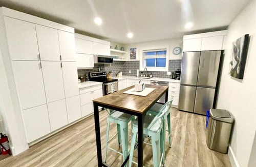 Meaford Apartment | Two Private Pet Friendly Suites at Hills Meaford