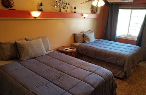 Thermopolis House | Two Rivers Inn