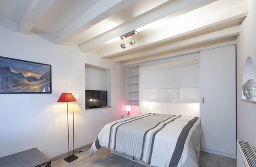 Gaillard Apartment | Two-room apartment 10min from Geneva