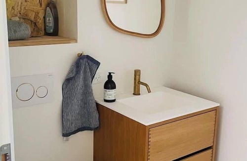 Hornslet Apartment | Two-Room Coastal Escape – Modern Coastal Stay with a Peaceful Atmosphere