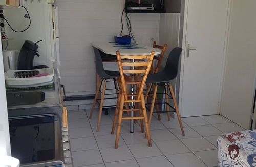 Asnelles Cottage | two-room house on one of the Normandy landing circuit beaches