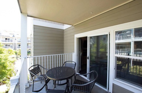 Windsor Condo | Two Separate 2BR Condos w/Pool & Hot Tub