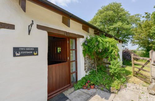 Sourton House | Two Shoes Cottage