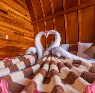 Sigar Penjalin Hotel | Two Sisters Villa