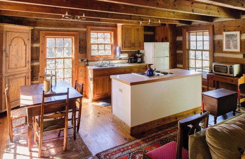Earlysville Cabin | Two Stone Row: Tim`s Cabin | 1 Bed, 1 Bath