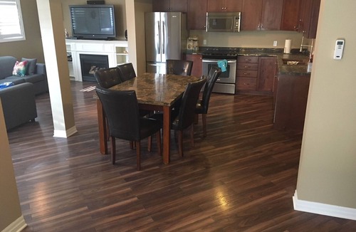 Port Stanley House | Two Storey on Bessie - only a minute walk to the Beach!