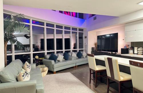 CityPlace Apartment | Two Storey Penthouse with 2 Parkings and Lake & City Views
