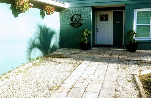 Jacksonville House | Two Story Beautiful Home with deck, large backyard & pool