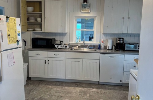 Wells Cottage | Two Story Moody Beach Oceanfront Home