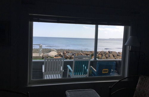 Wells Cottage | Two Story Moody Beach Oceanfront Home