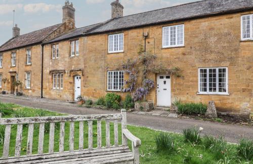 Montacute House | Two Towers Cottage