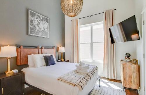 Hillsboro West End House | Two Townhomes Rooftop Patios Hillsboro Village