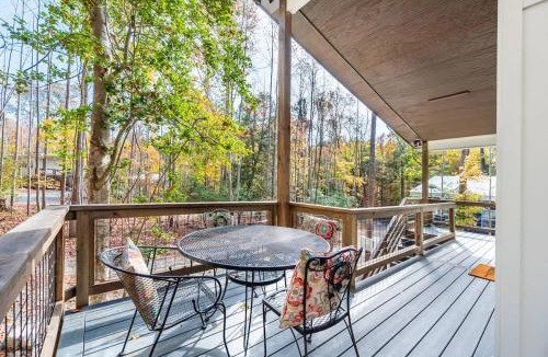 Bynum House | Two Tree Houses - Galaxy and Full Bloom