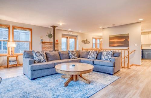 Pacific City House | Two Views Vacation Home - Meredith Lodging