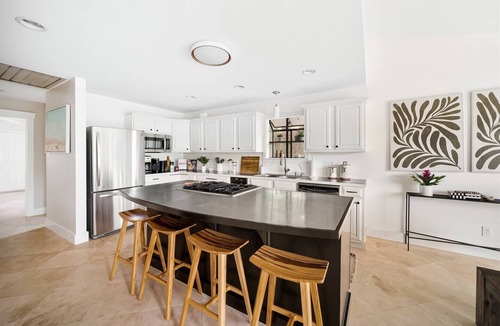 Apache Shores House | Two Waterfront Luxury Homes ~Lake Austin~ Sleep 25