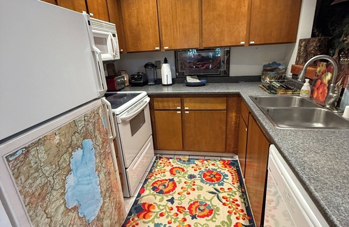 Carnelian Bay Bed & Breakfast | Two Ways to Stay: Choose the Suite-Only Rate OR Upgrade + Kitchen for More Space