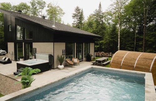 Morin Heights Ski Chalet | Two Zen Houses 3 & 7 - Villas and Spas
