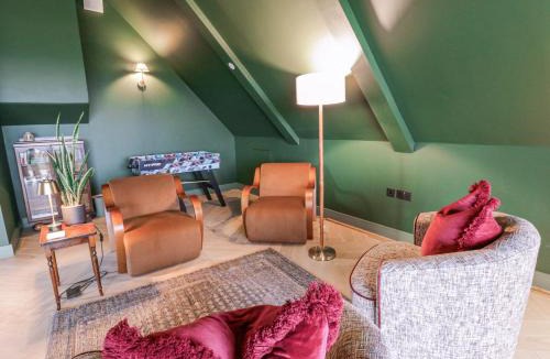 Borth House | Twyn Isaf