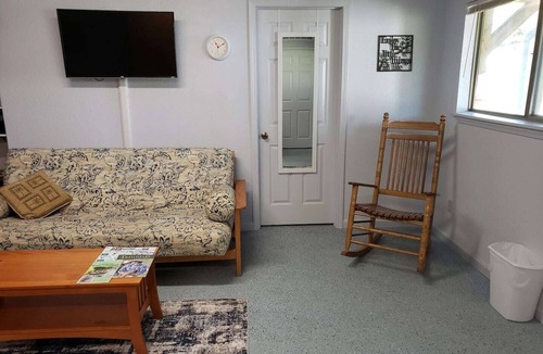 Boerne Bed & Breakfast | TX Hill Country. Private, quiet, Guadalupe River access