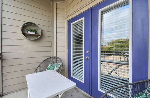 South Main Apartment | Tx Home Group - Medical Center
