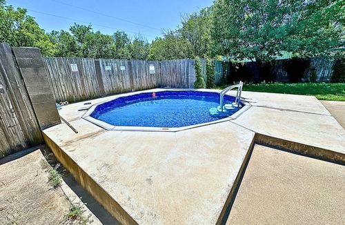 Keller Apartment | TX Speedway Studio: Desk + Cowboy Dipping Pool