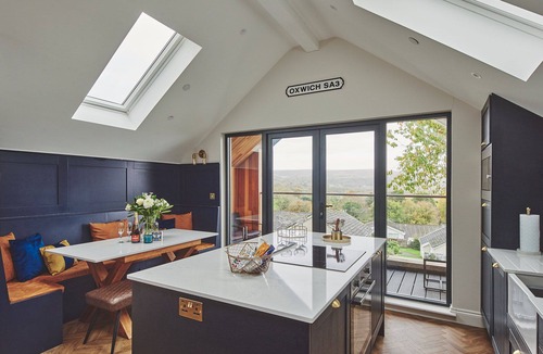 Oxwich Apartment | Ty Alice - Luxury Cottages