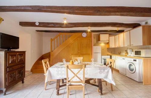 Belz House | Ty Alphonsine - Belz