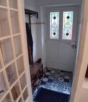 Auzon House | Ty Auzon