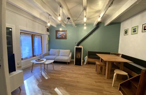 Auzon House | Ty Auzon