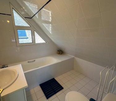 Ploudalmezeau House | TY BEG - Maison confortable splendide vue mer