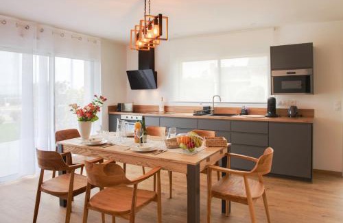 Landeda House | Ty-Bernhel - Stagadon