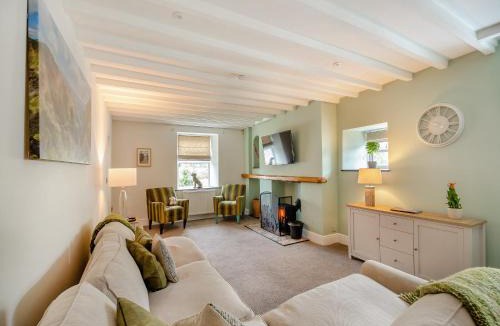 Betws Garmon House | Ty Bryn Gloch