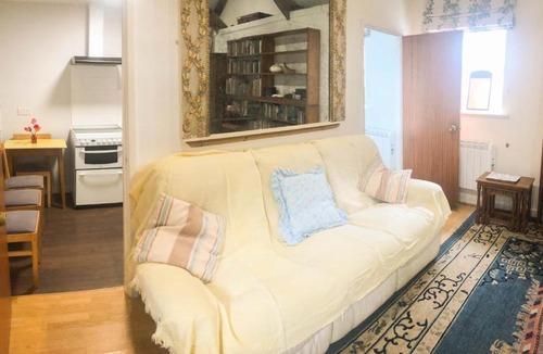 Pont-ar-gothi Apartment | Ty Cambria