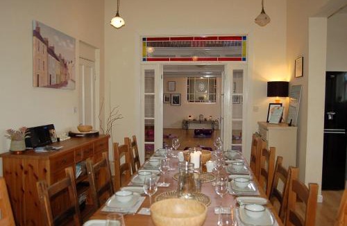 Tywyn House | Ty Capel in Tywyn