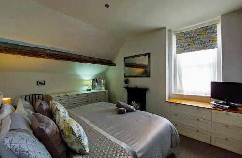 Tywyn House | Ty Capel in Tywyn