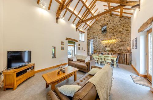 Rhydyfelin House | Ty Carreg