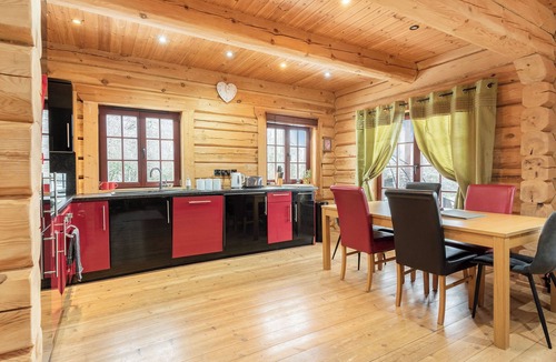 Carno Cottage | Ty Ceirios - UK42100