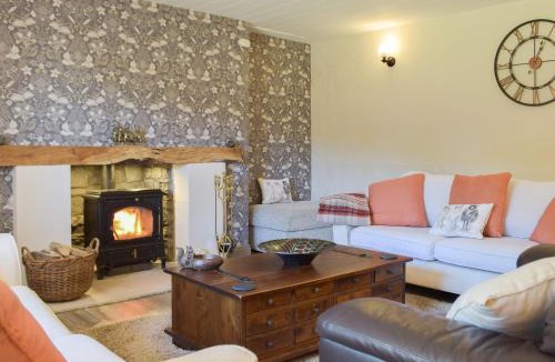 Llanelli House | Ty Celyn Farmhouse