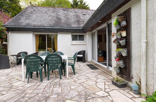 Saint-Nolff House | Ty Clafout wifi parking