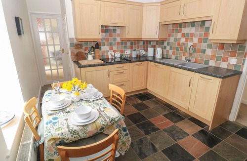 Vale of Glamorgan Cottage | TY COETS, MORFA FARM, pet friendly in Llantwit Major