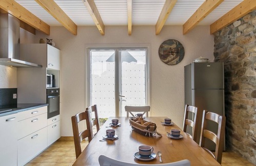 Ploudalmezeau House | Ty Coz ar Mor by Interhome