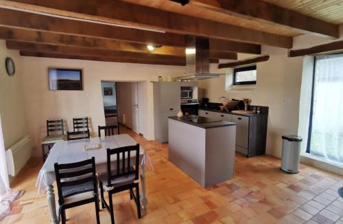 Pleyben House | Ty coz kreiz ker